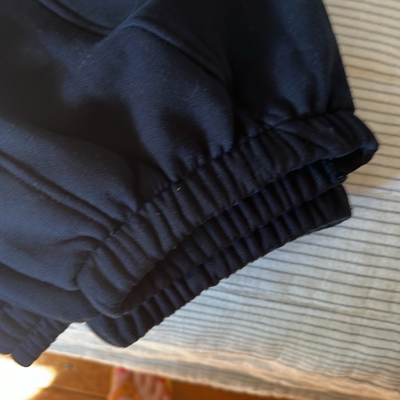 Zara sweats - Picture 3 of 3